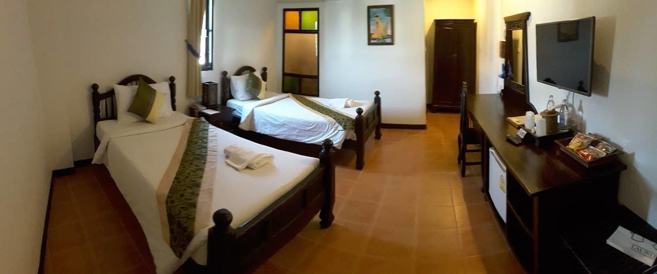 Wangburapa Grand Hotel Chiang Mai Bagian luar foto