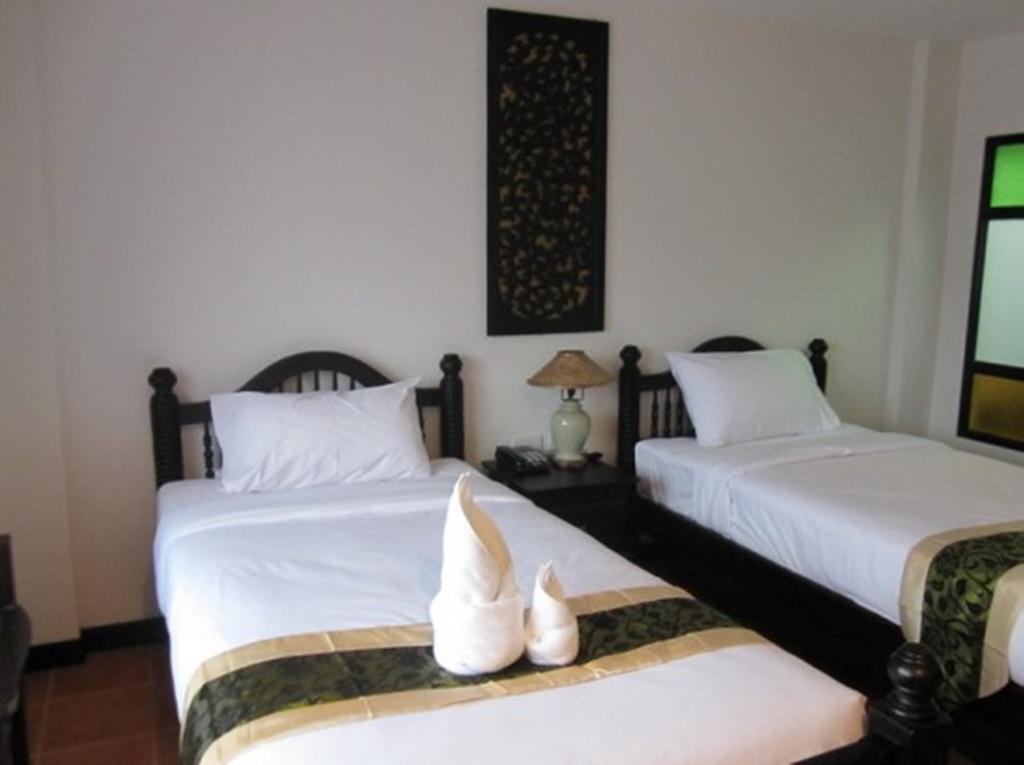 Wangburapa Grand Hotel Chiang Mai Bagian luar foto