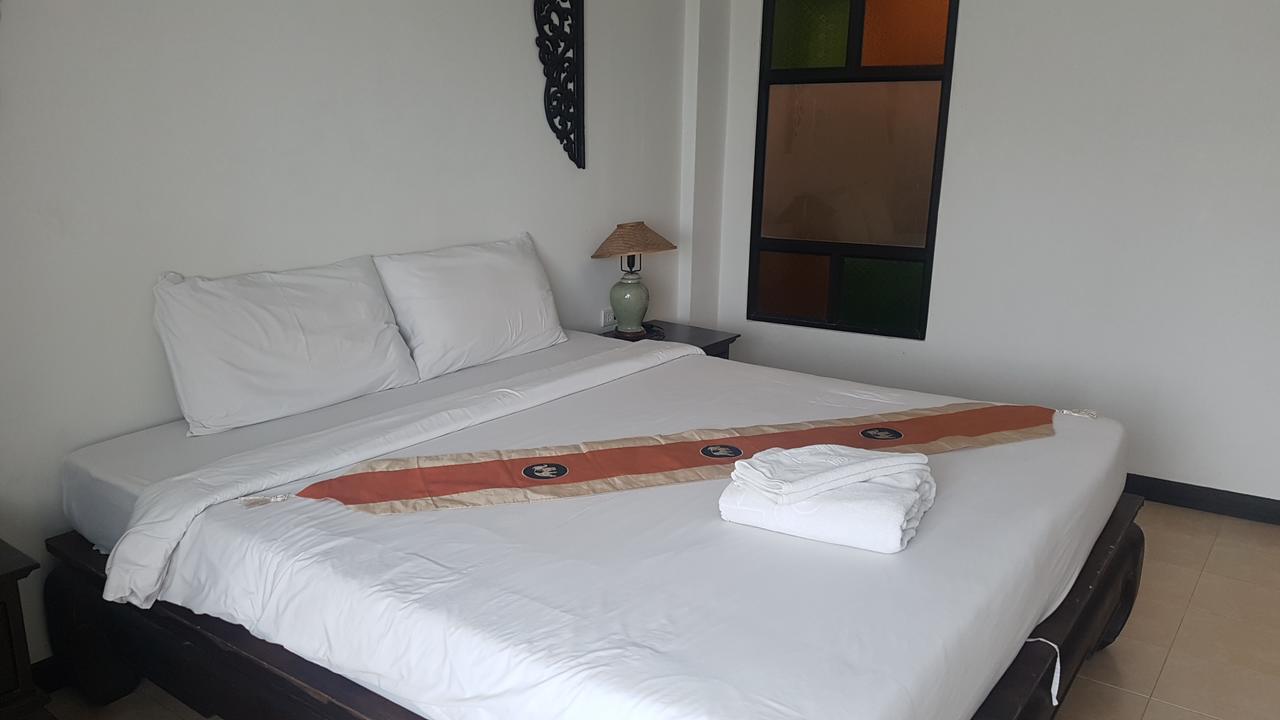 Wangburapa Grand Hotel Chiang Mai Bagian luar foto