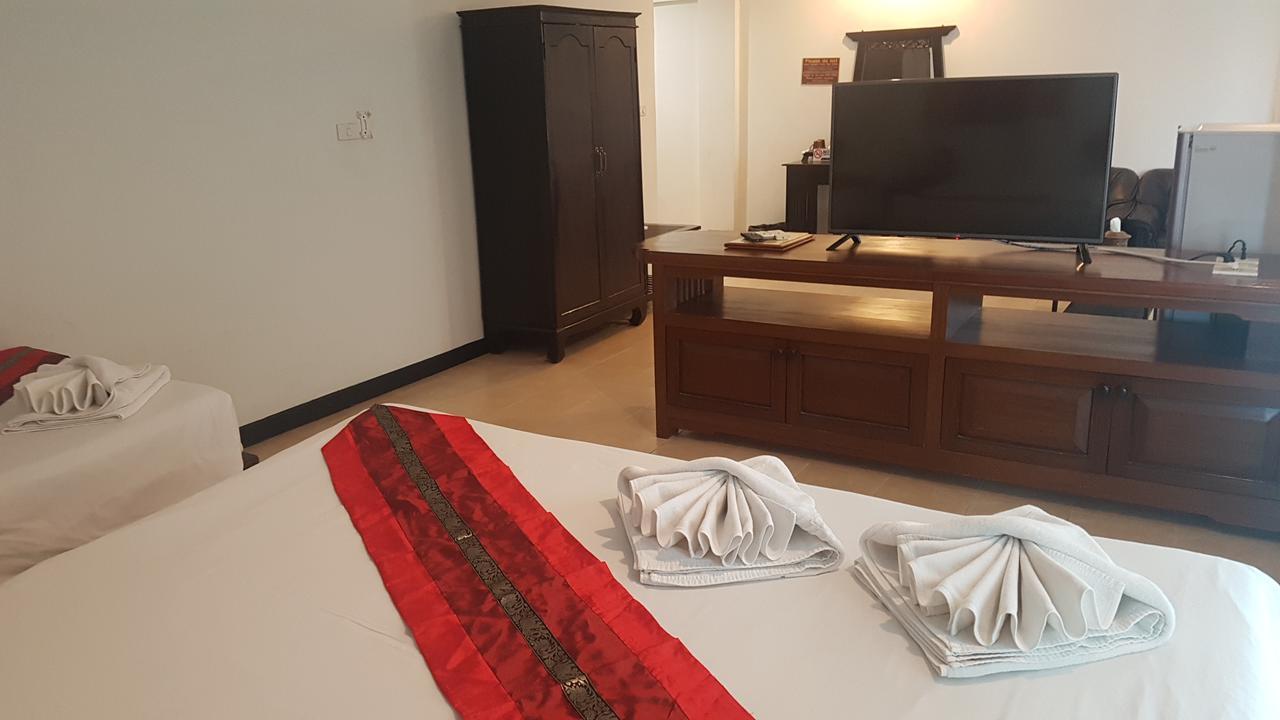Wangburapa Grand Hotel Chiang Mai Bagian luar foto