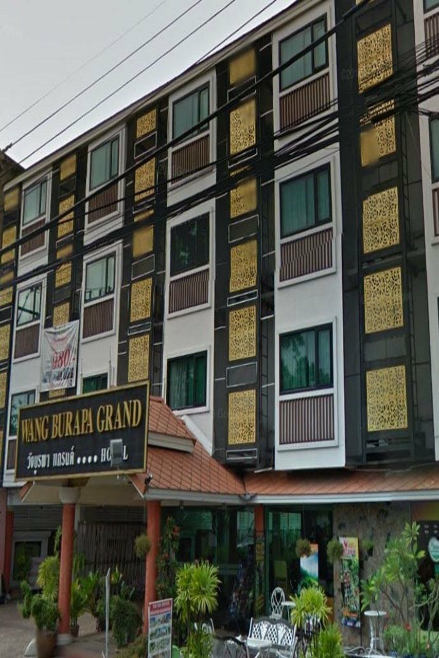 Wangburapa Grand Hotel Chiang Mai Bagian luar foto