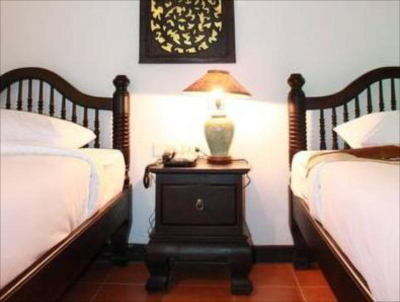 Wangburapa Grand Hotel Chiang Mai Bagian luar foto