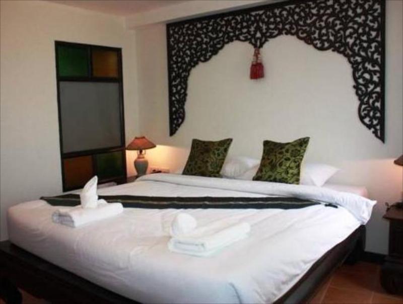 Wangburapa Grand Hotel Chiang Mai Bagian luar foto